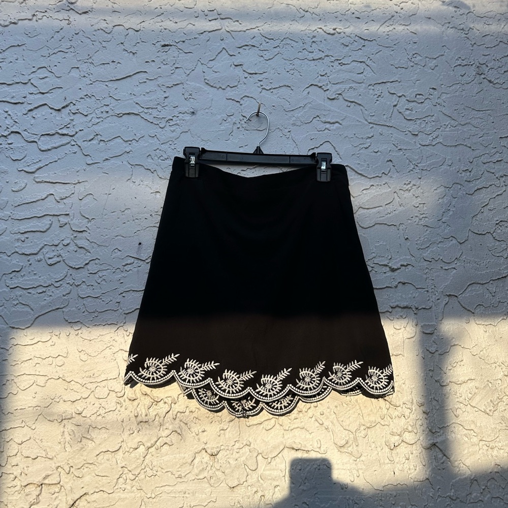 Wilfred Black and White Asymmetrical A-Line Mini Skirt